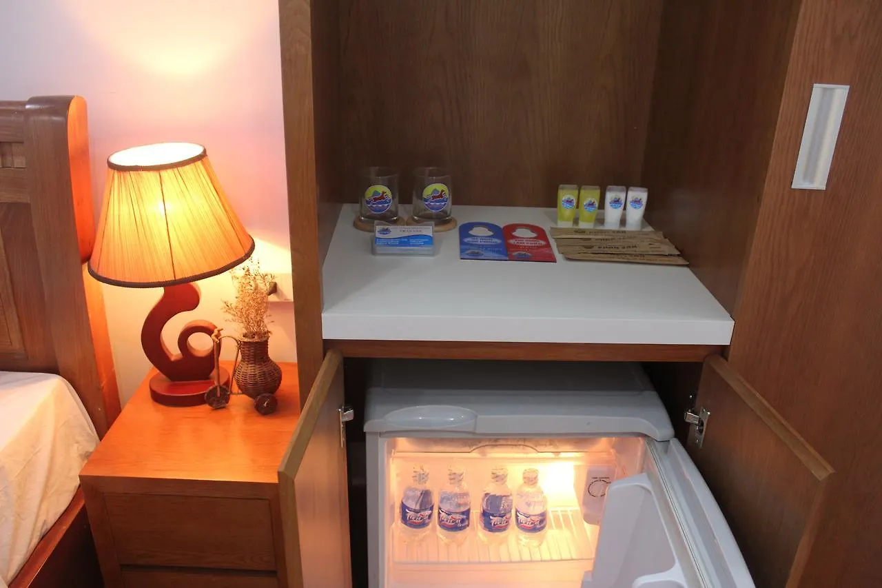 Phan Van Hotel Da Nang 0*,