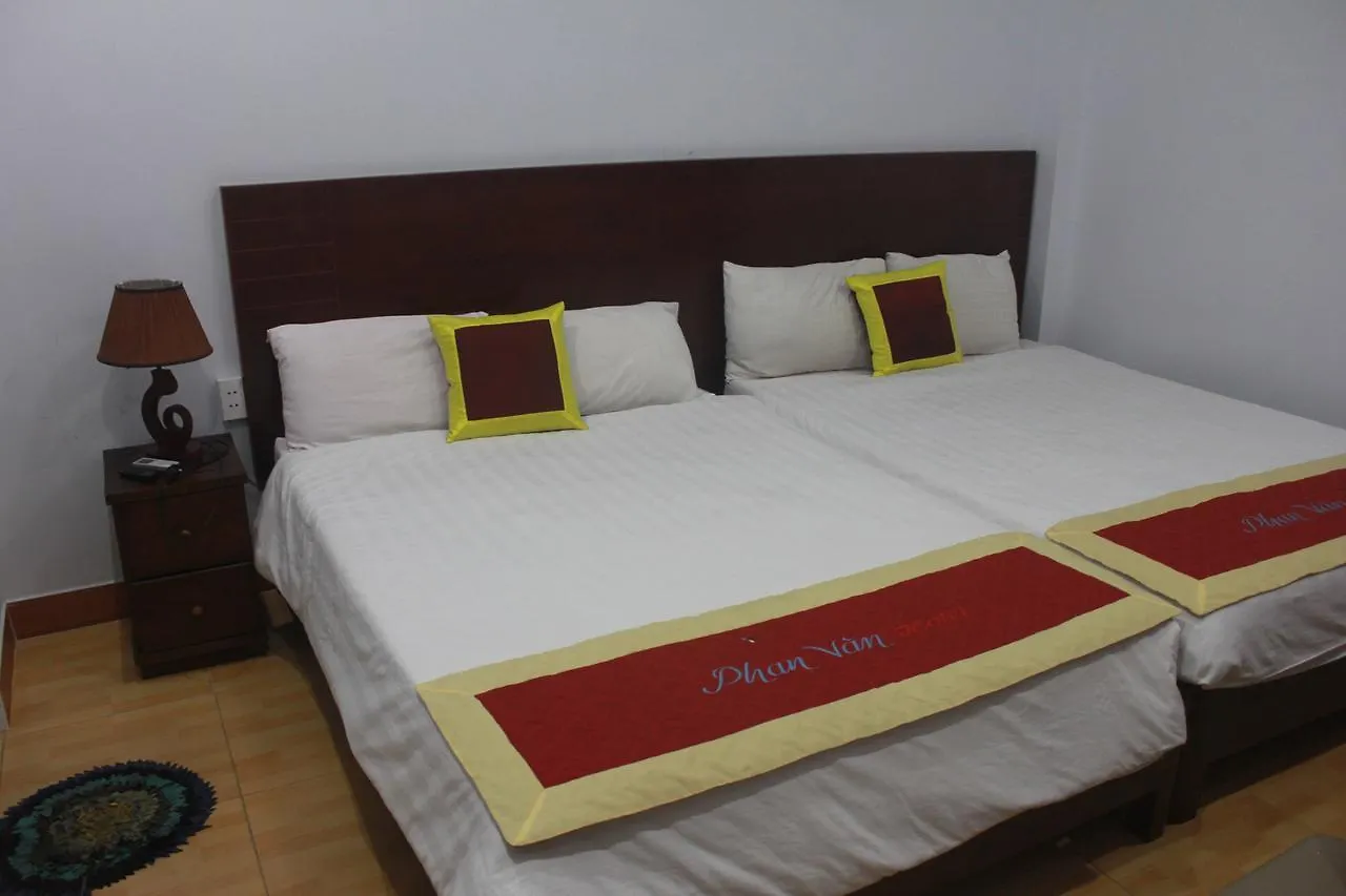 Phan Van Hotel Danang 0*,  Vietnam